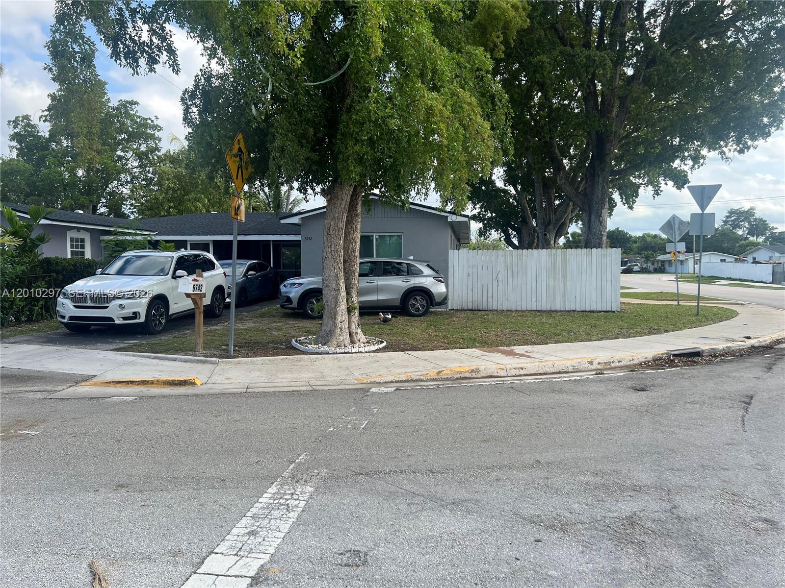 Beautiful single-family property featuring 3 bedrooms and 2 bathrooms, completely remodeled. It includes impact windows, new flooring, new appliances—including a washer and dryer—and much more. Easy to show.