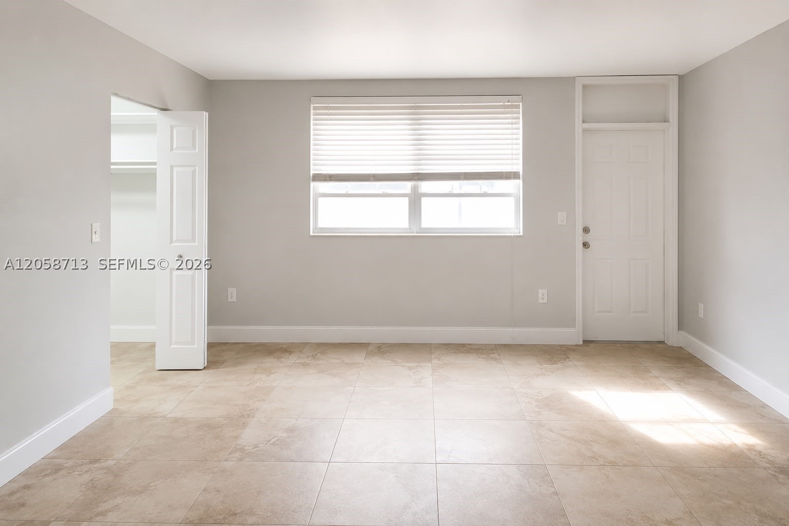 12590 CORONADO TOWERS CON - Residential