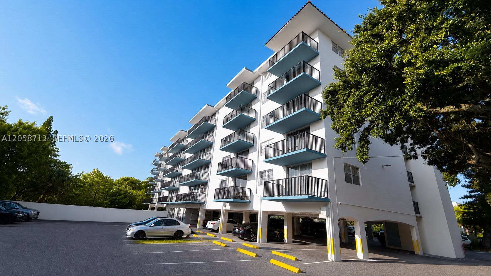 12590 CORONADO TOWERS CON - Residential