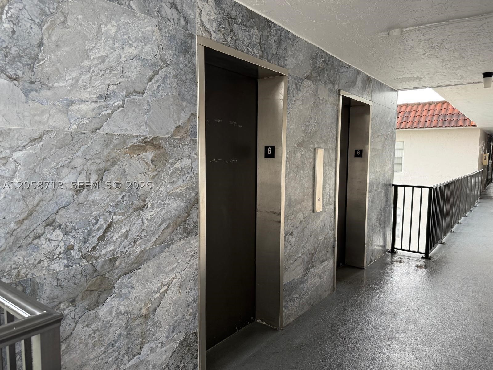 12590 CORONADO TOWERS CON - Residential