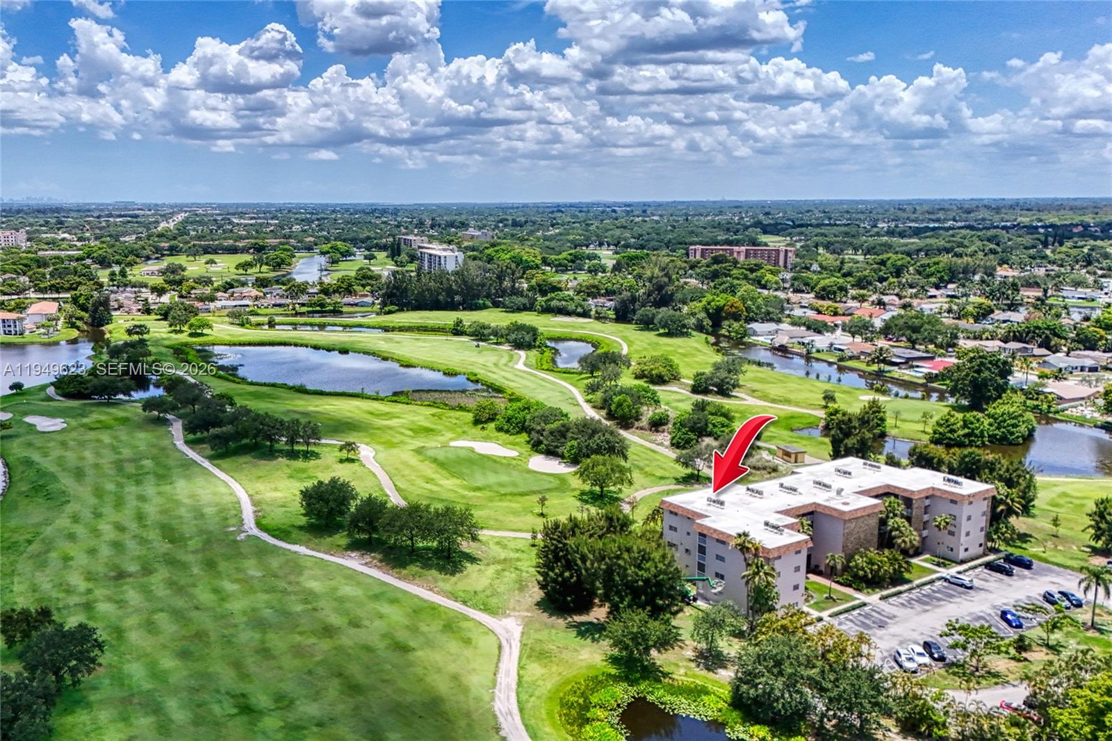 ARROWHEAD CONDO NO V - Residential