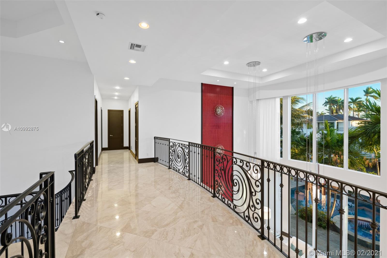 BEACON LIGHT SHOPPING CTR - Residential