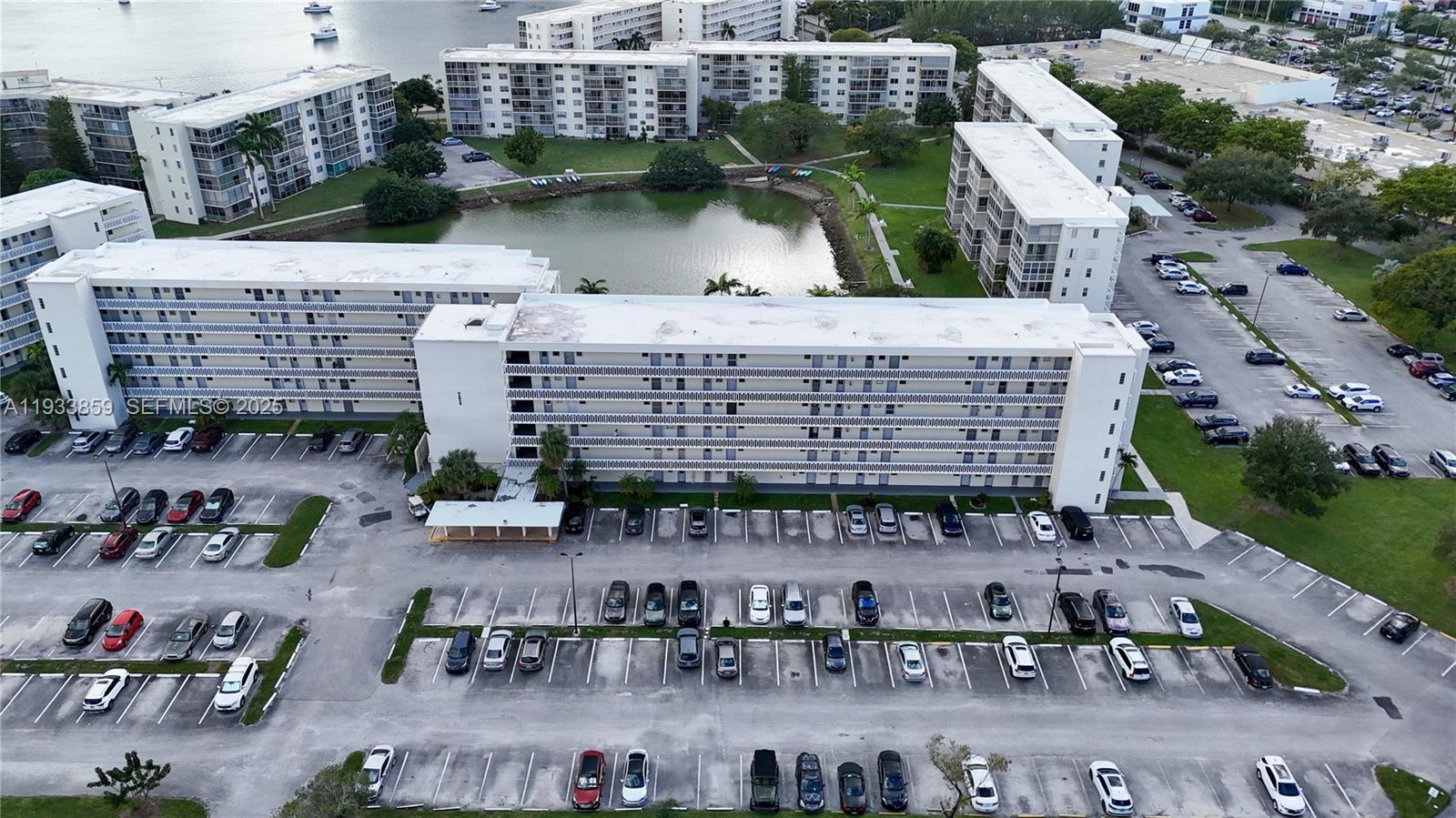 POINT EAST SEC II CONDO - Residential