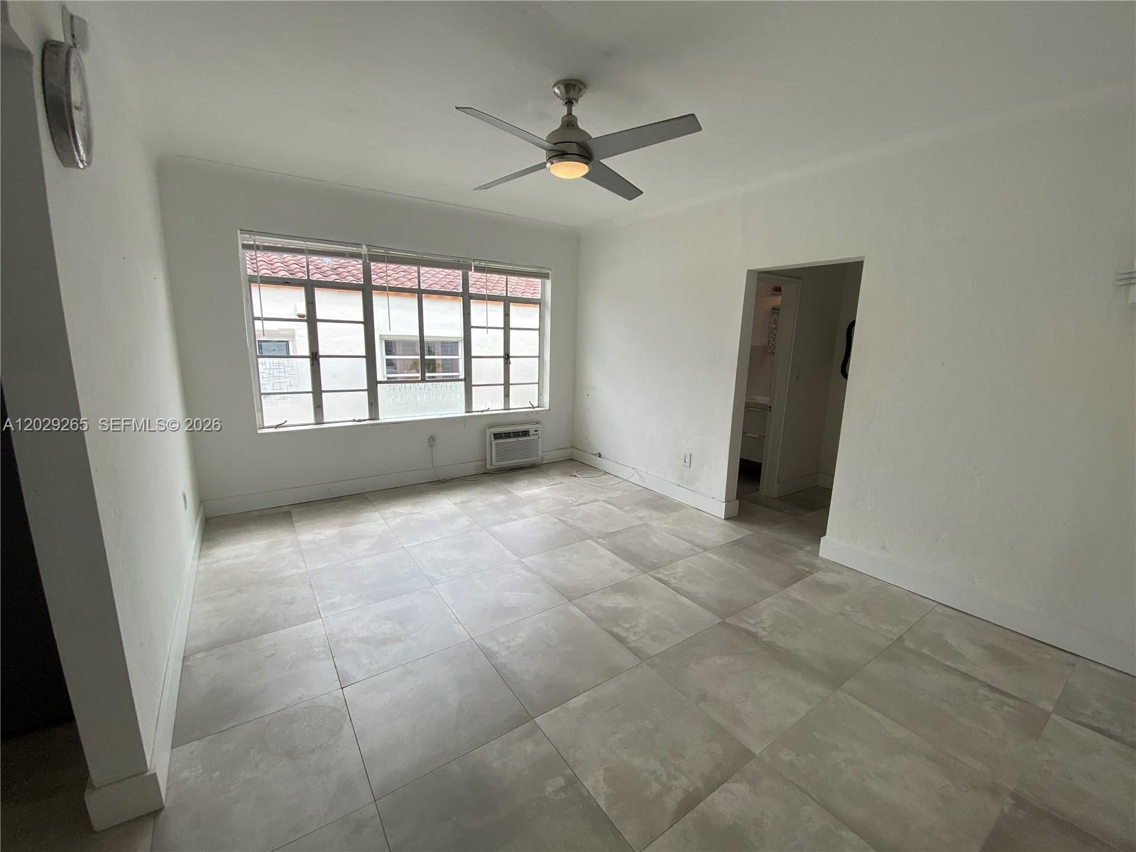 RESIDENCE 1611 CONDO - Residential Lease