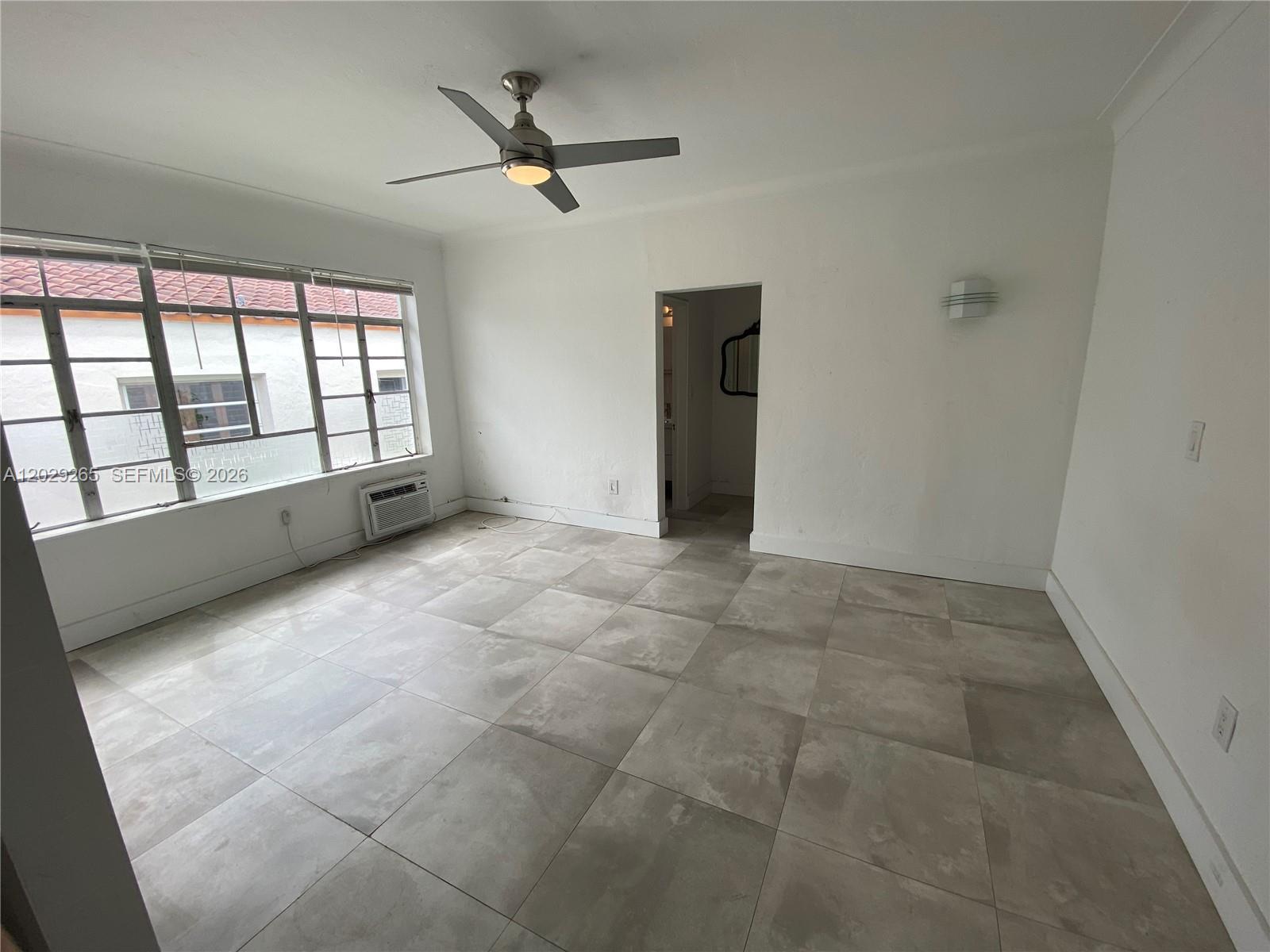 RESIDENCE 1611 CONDO - Residential Lease