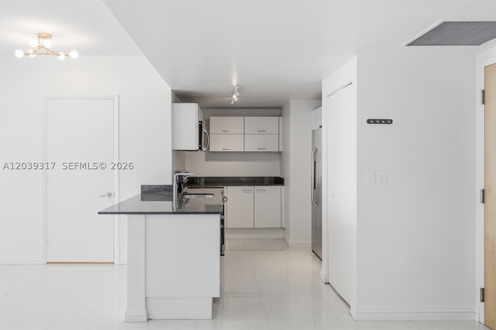 WIND CONDO - Residential