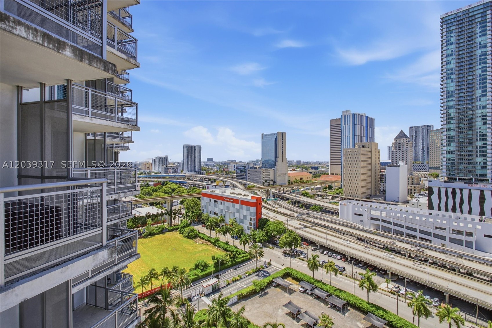 WIND CONDO - Residential