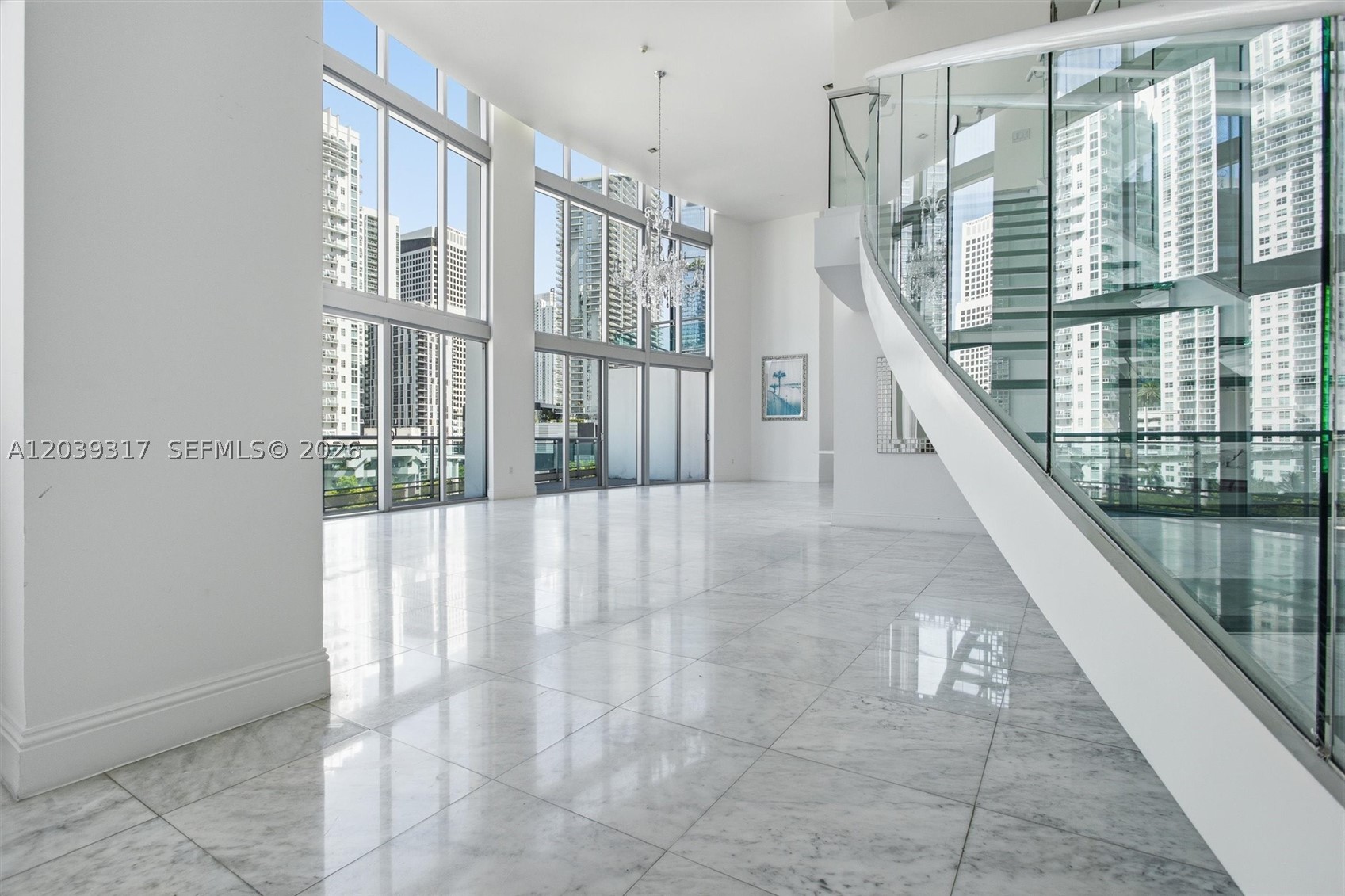 WIND CONDO - Residential