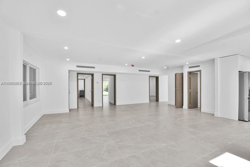 LUDLAM-GROVES - Residential