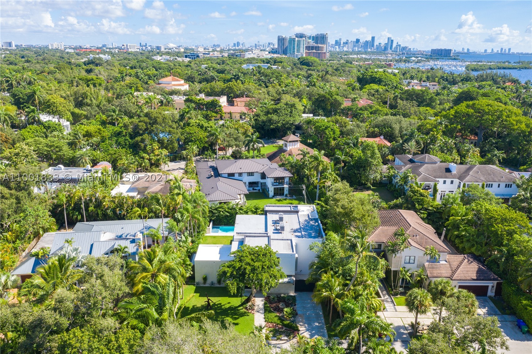 THE MOORINGS - Residential
