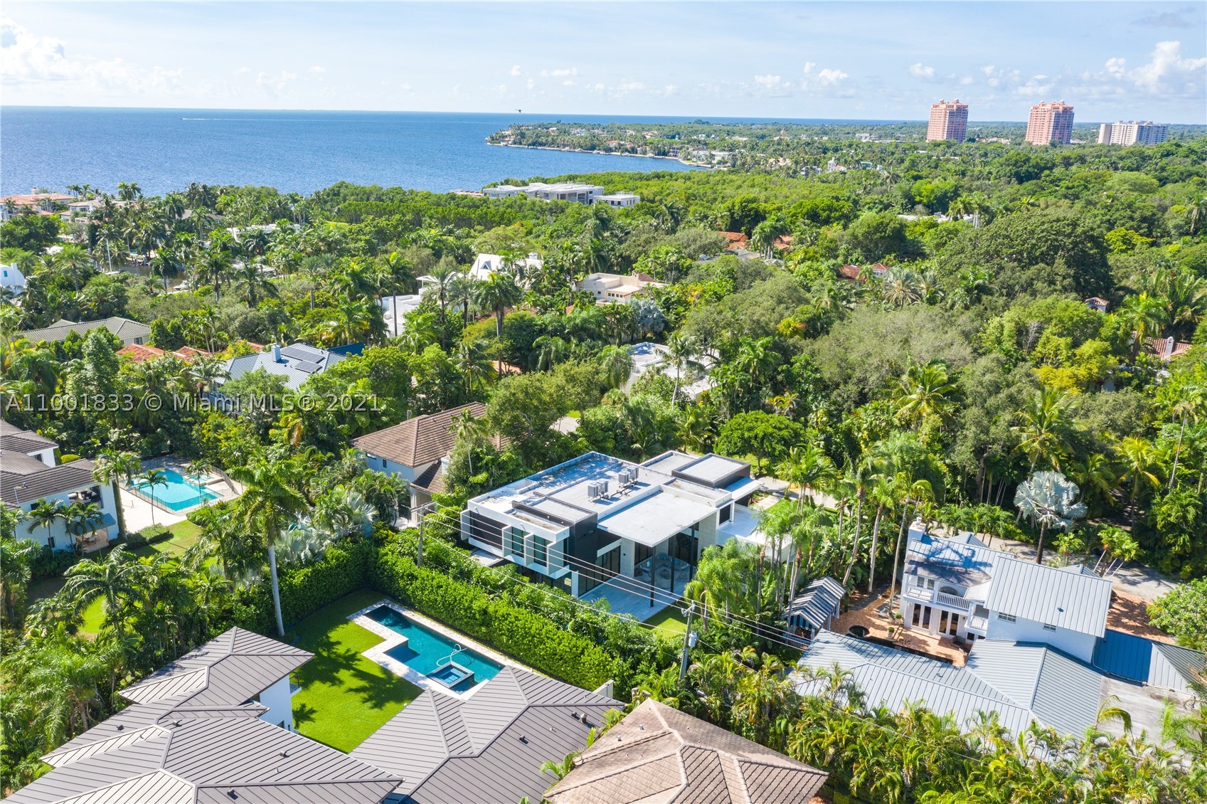 THE MOORINGS - Residential