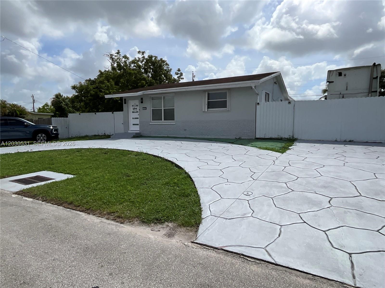EVERGLADES SUGAR & LAND C - Residential