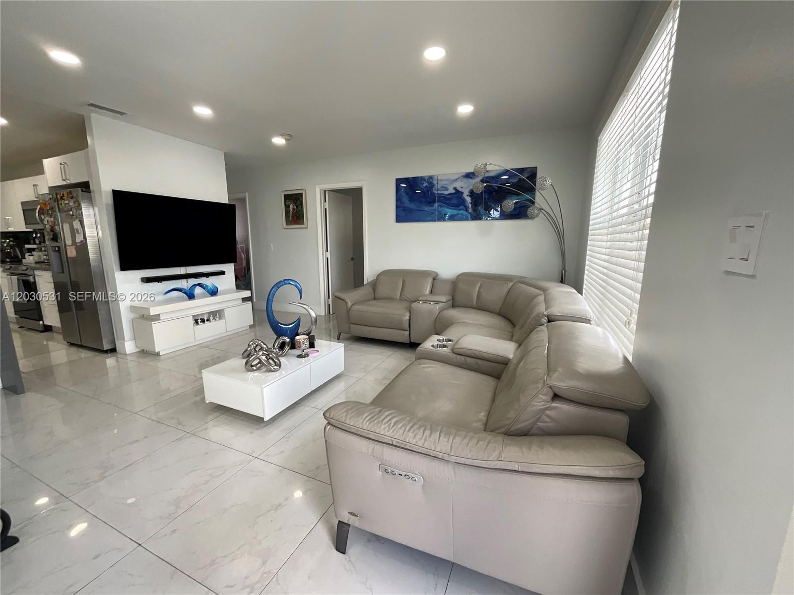 EVERGLADES SUGAR & LAND C - Residential