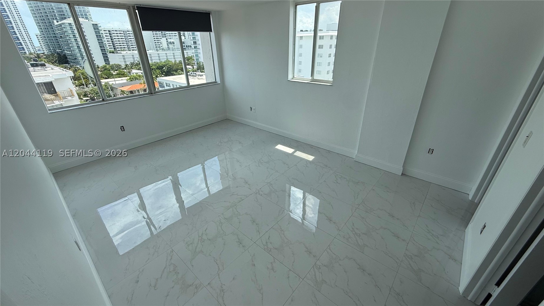 BAYVIEW CONDO - Residential Lease