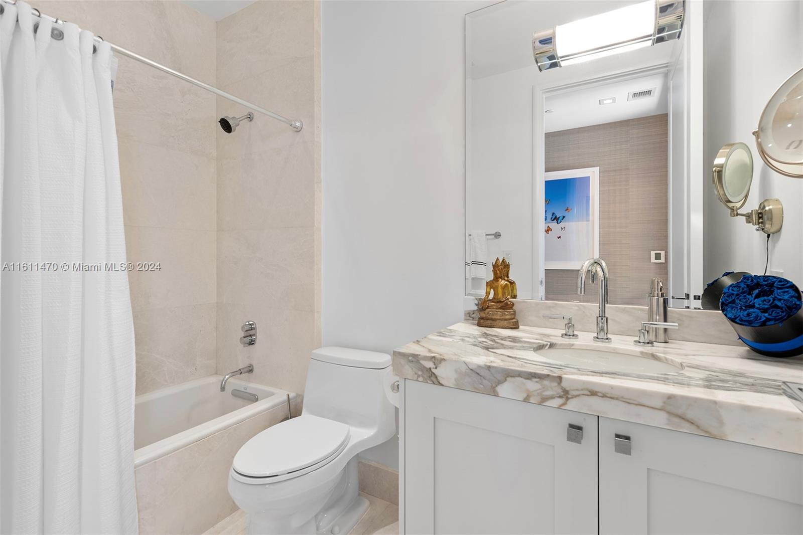 17749 COLLINS AVENUE COND - Residential