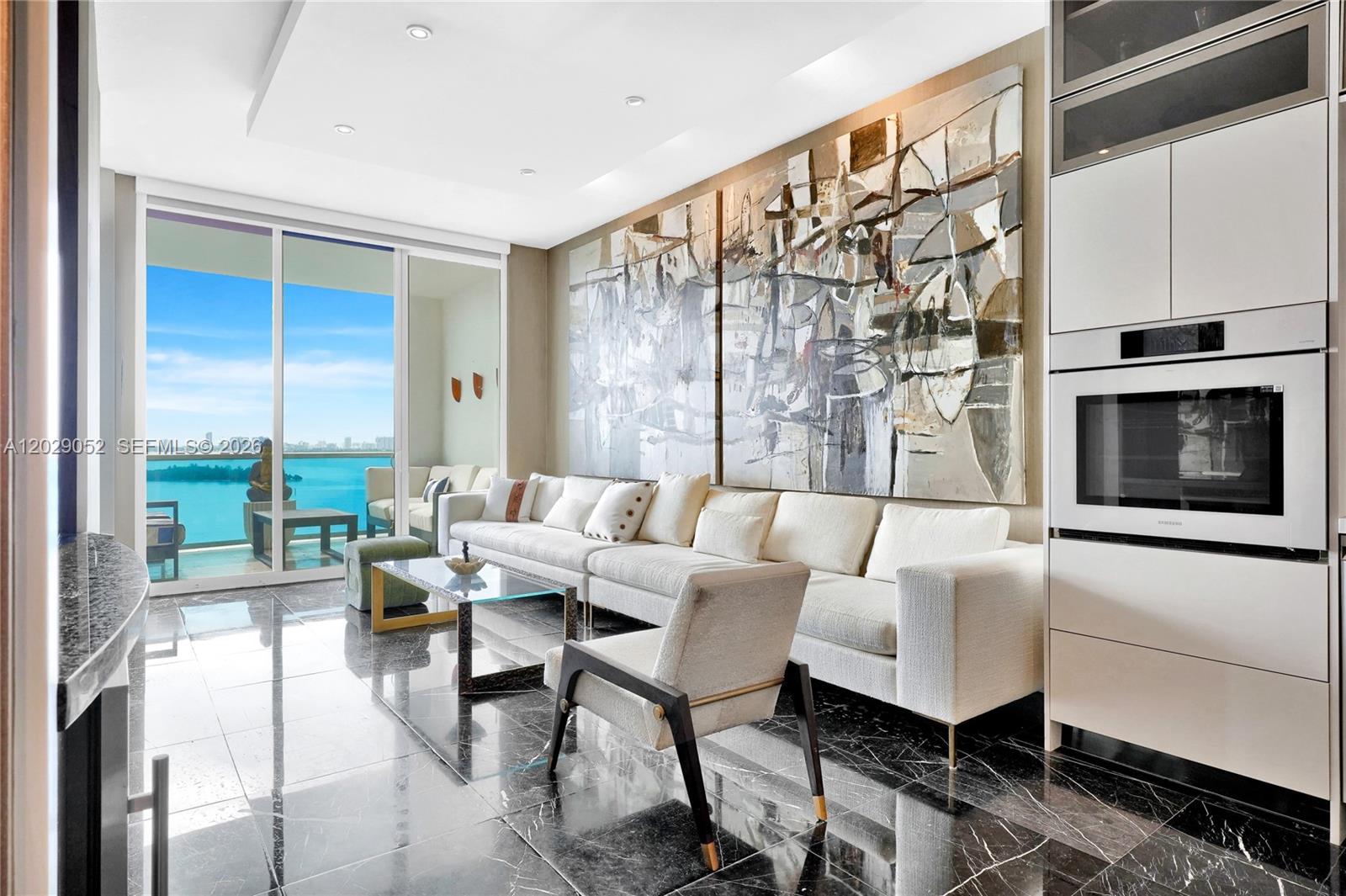 NEW WAVE CONDO - Residential