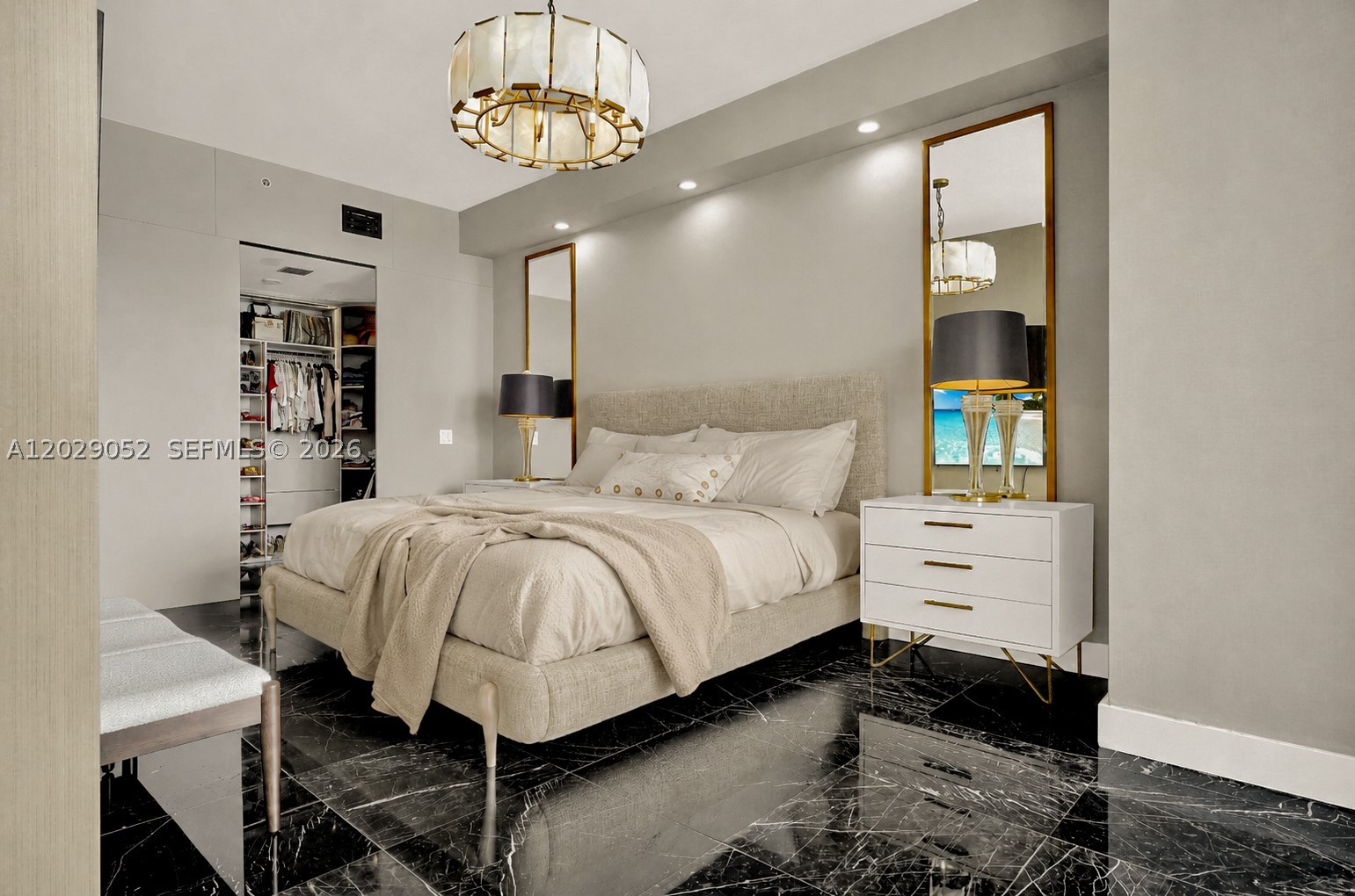 NEW WAVE CONDO - Residential