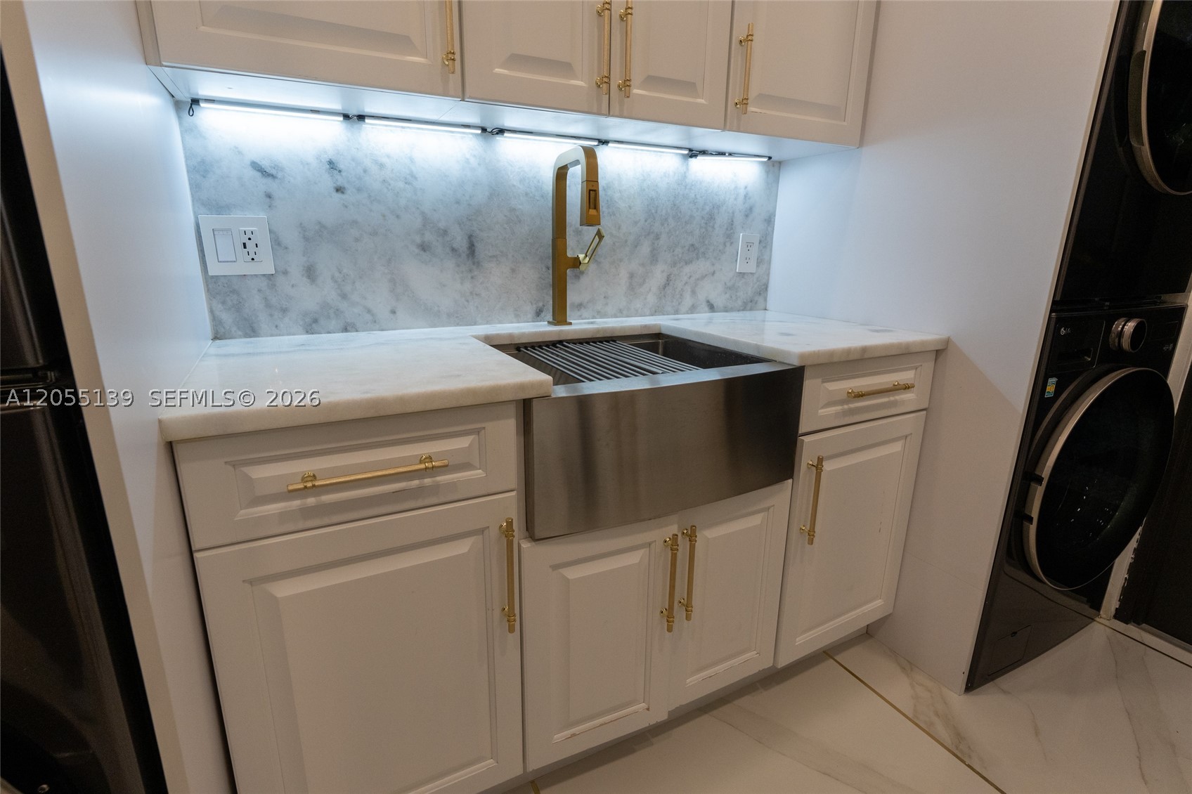 DODGE PLAT - Residential
