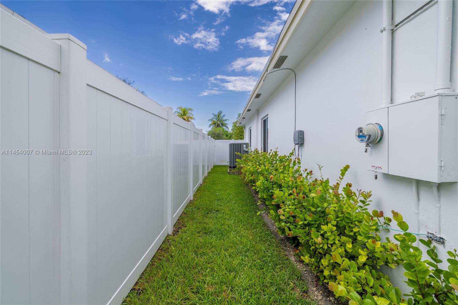 BEVERLY PARK - Residential