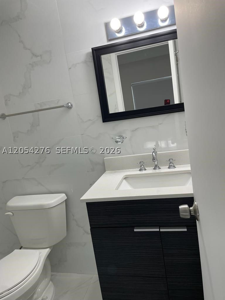 Los MolinosNew Development - Residential Lease