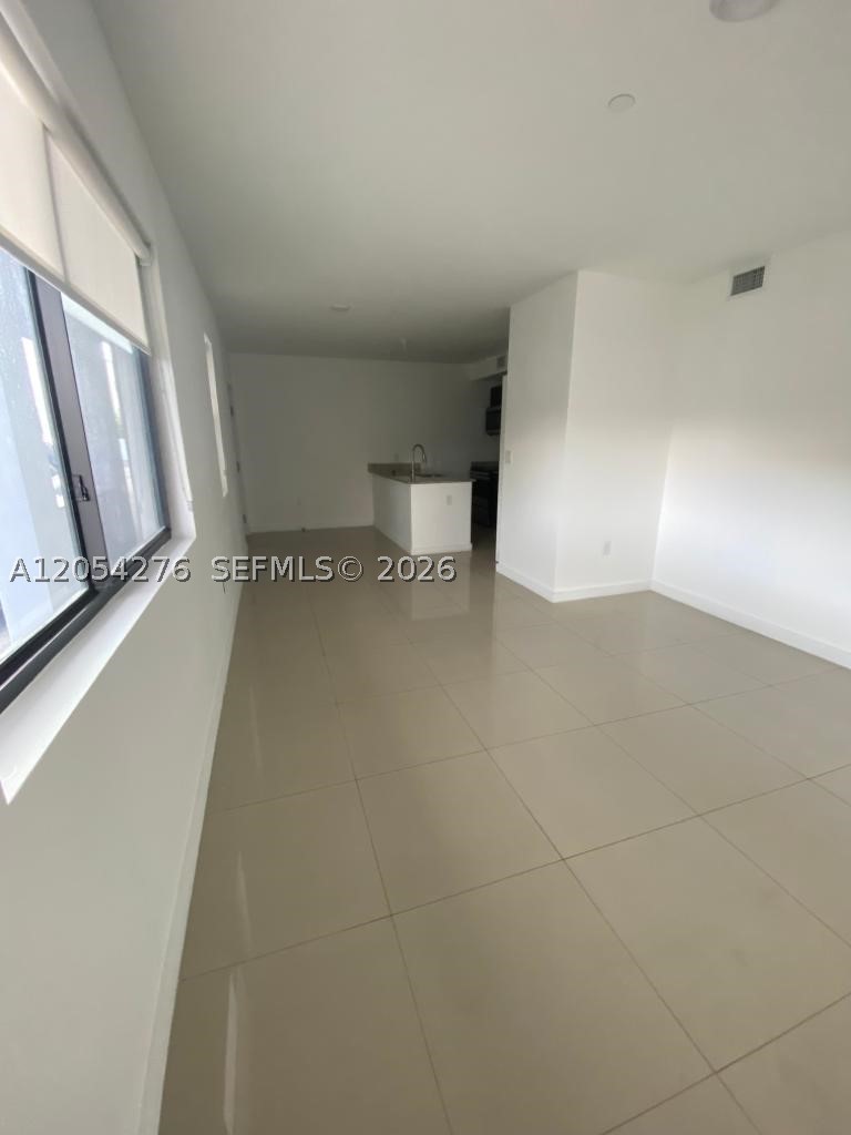 Los MolinosNew Development - Residential Lease