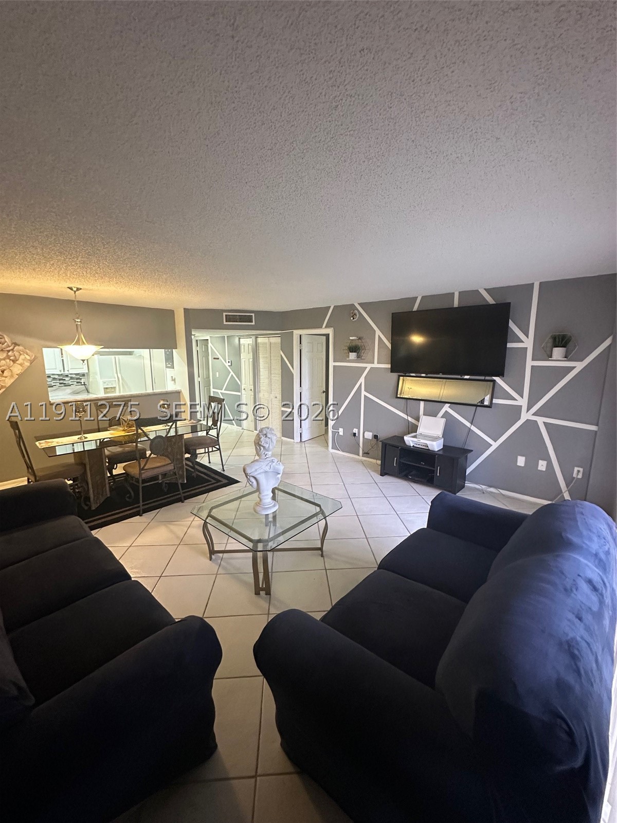 MANORS OF INVERRARY I-4 - Residential