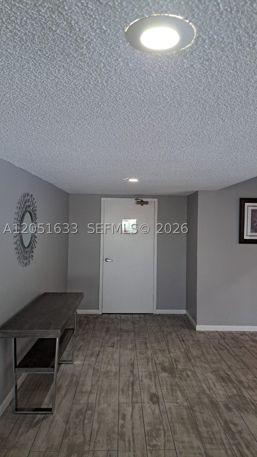 BUILDING NINE OF RACQUET - Residential Lease