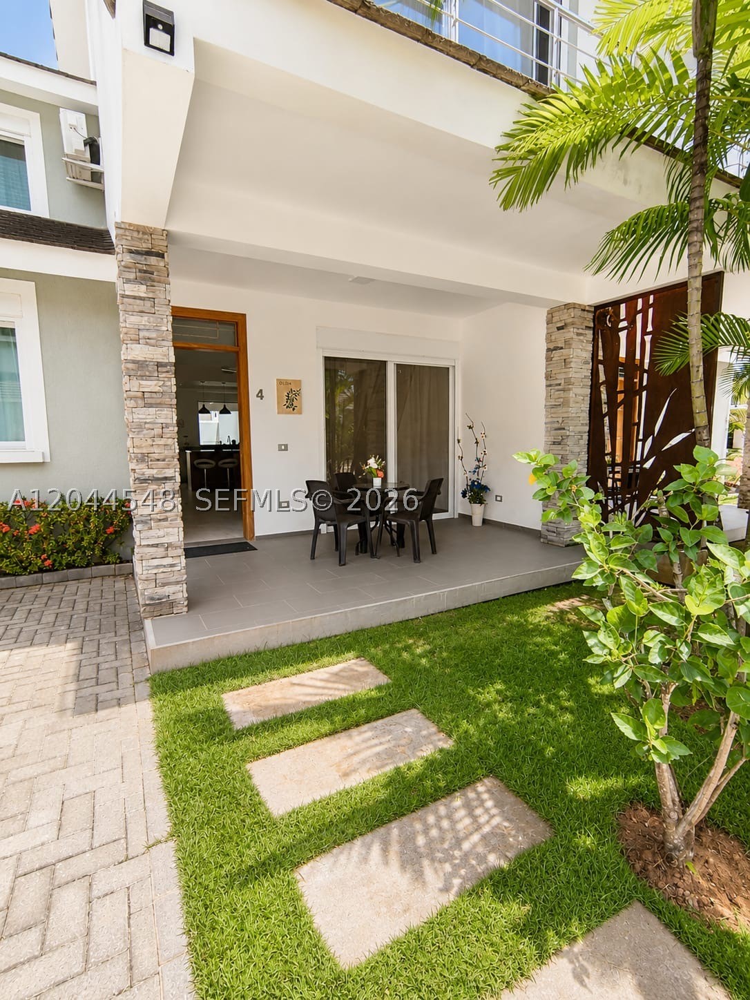 PERLA BONITA - Residential