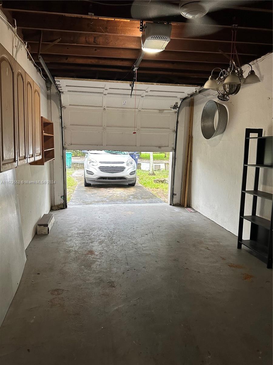 RIVERDALE - Residential Lease
