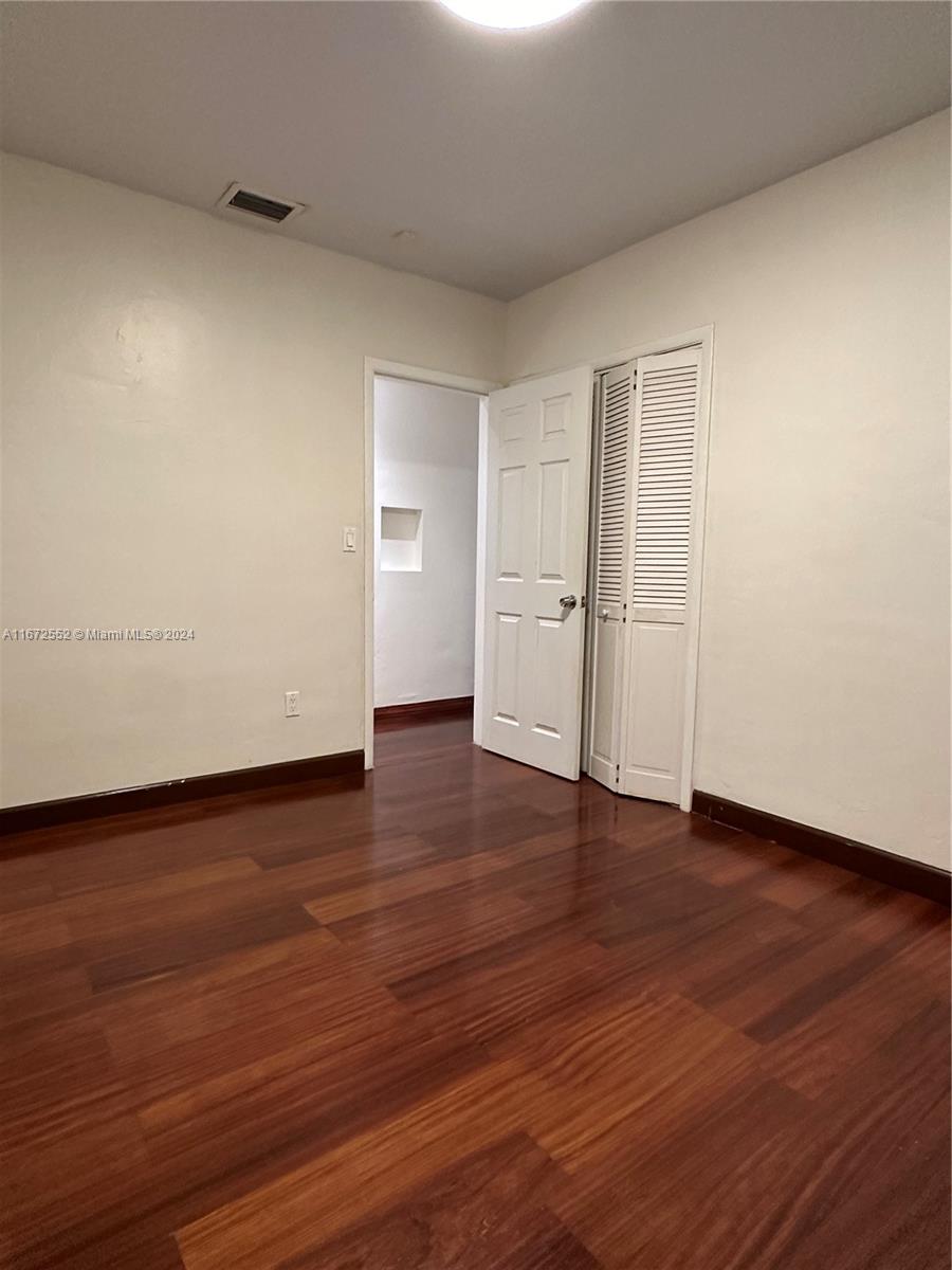 RIVERDALE - Residential Lease