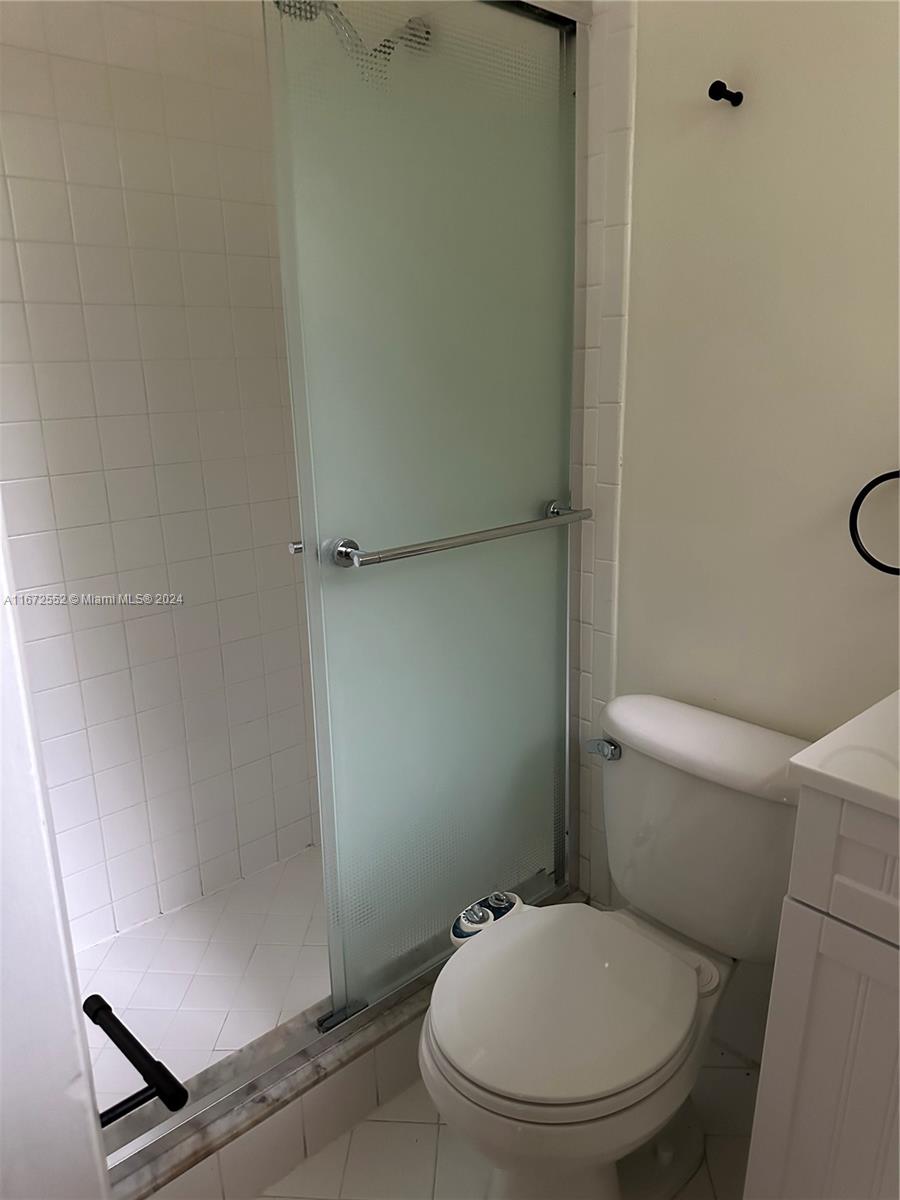 RIVERDALE - Residential Lease
