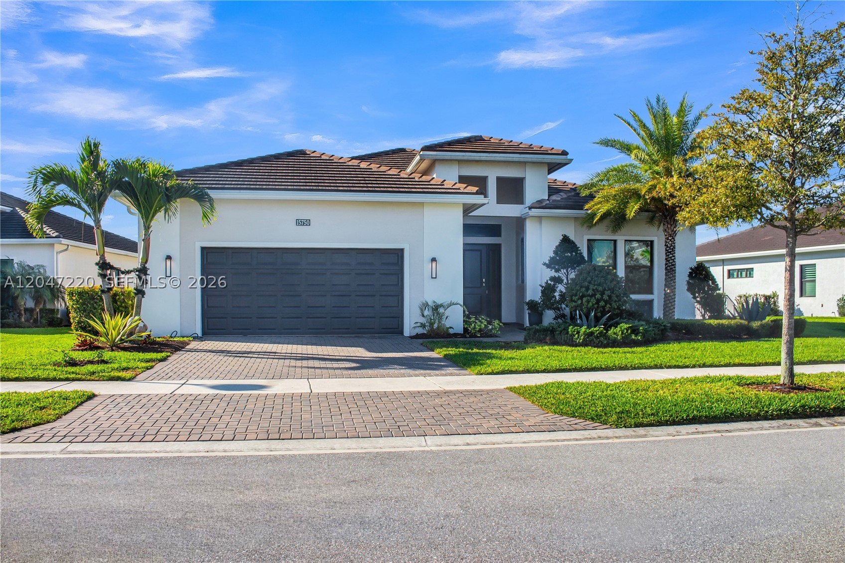 CRESSWIND PALM BEACH - Residential