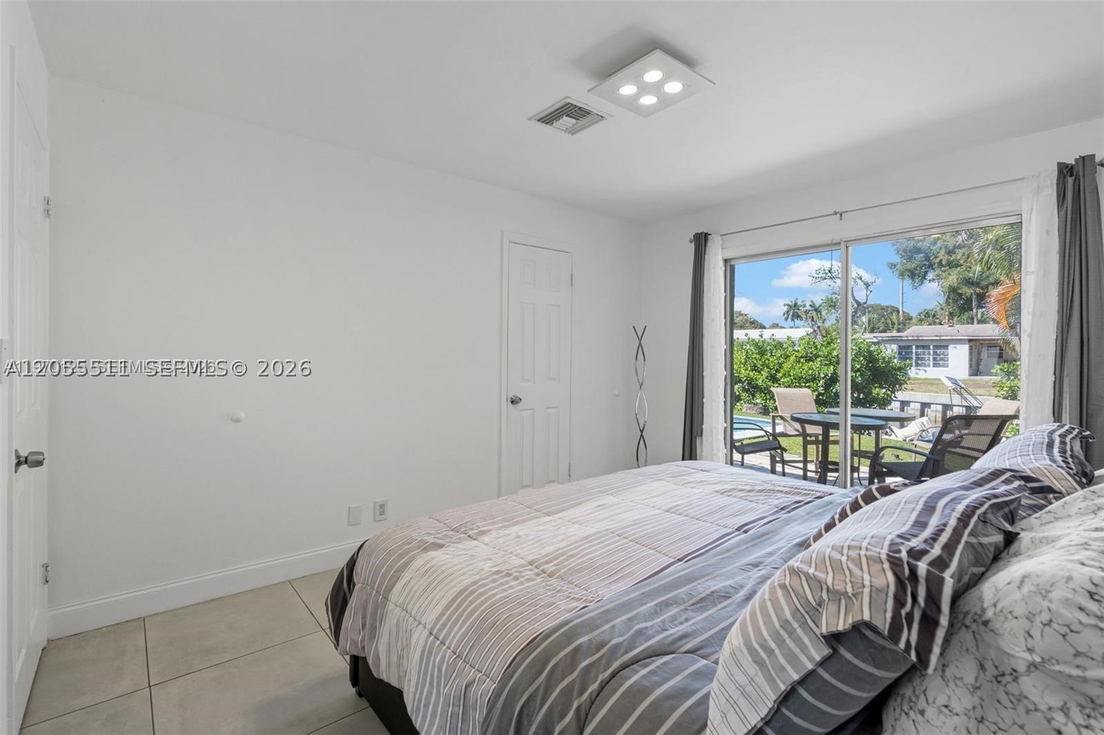LAKEVIEW HEIGHTS NO 2 - Residential