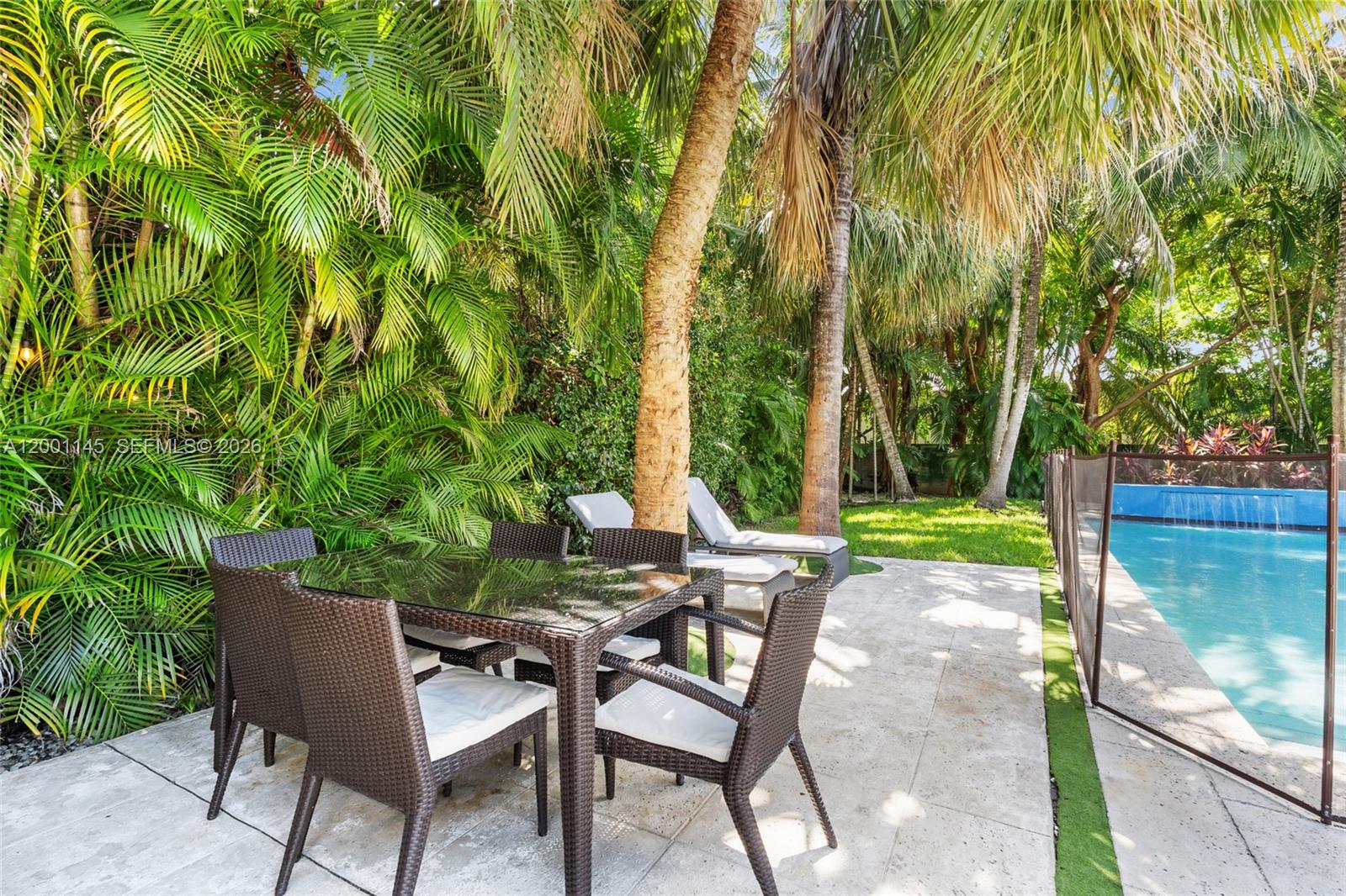 BAY POINT - Residential