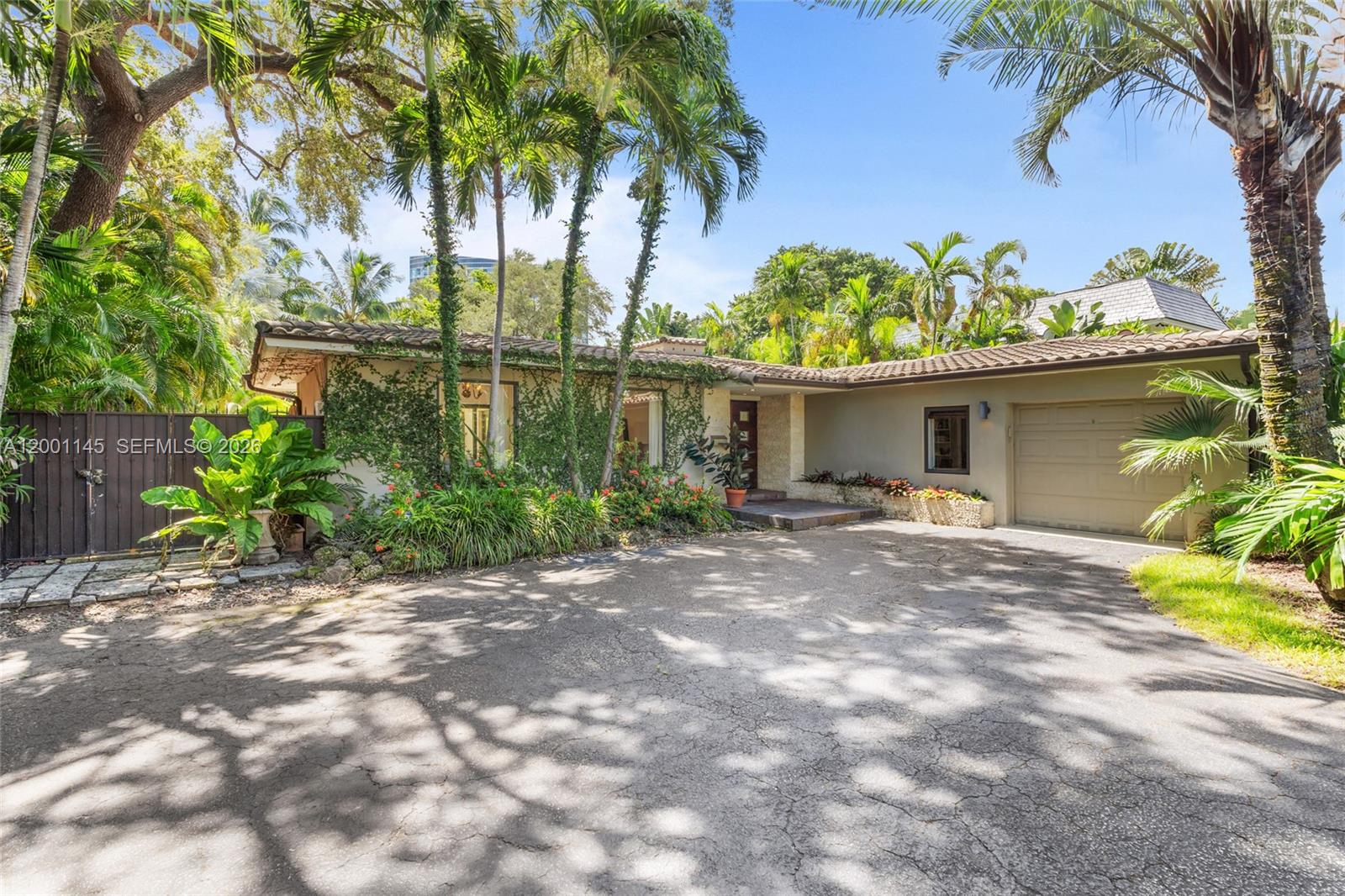 BAY POINT - Residential