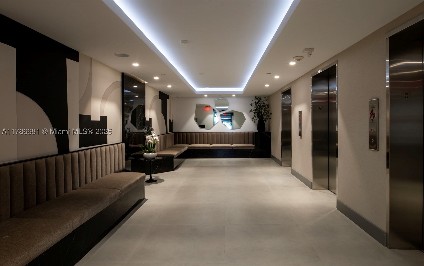 COSTA BRAVA CONDO - Residential