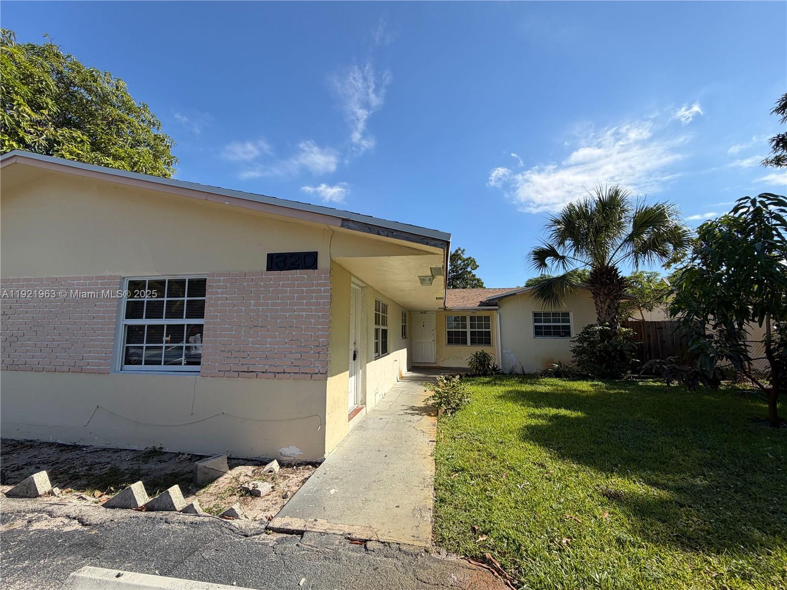 DEERFIELD HIGHLANDS - Residential Lease