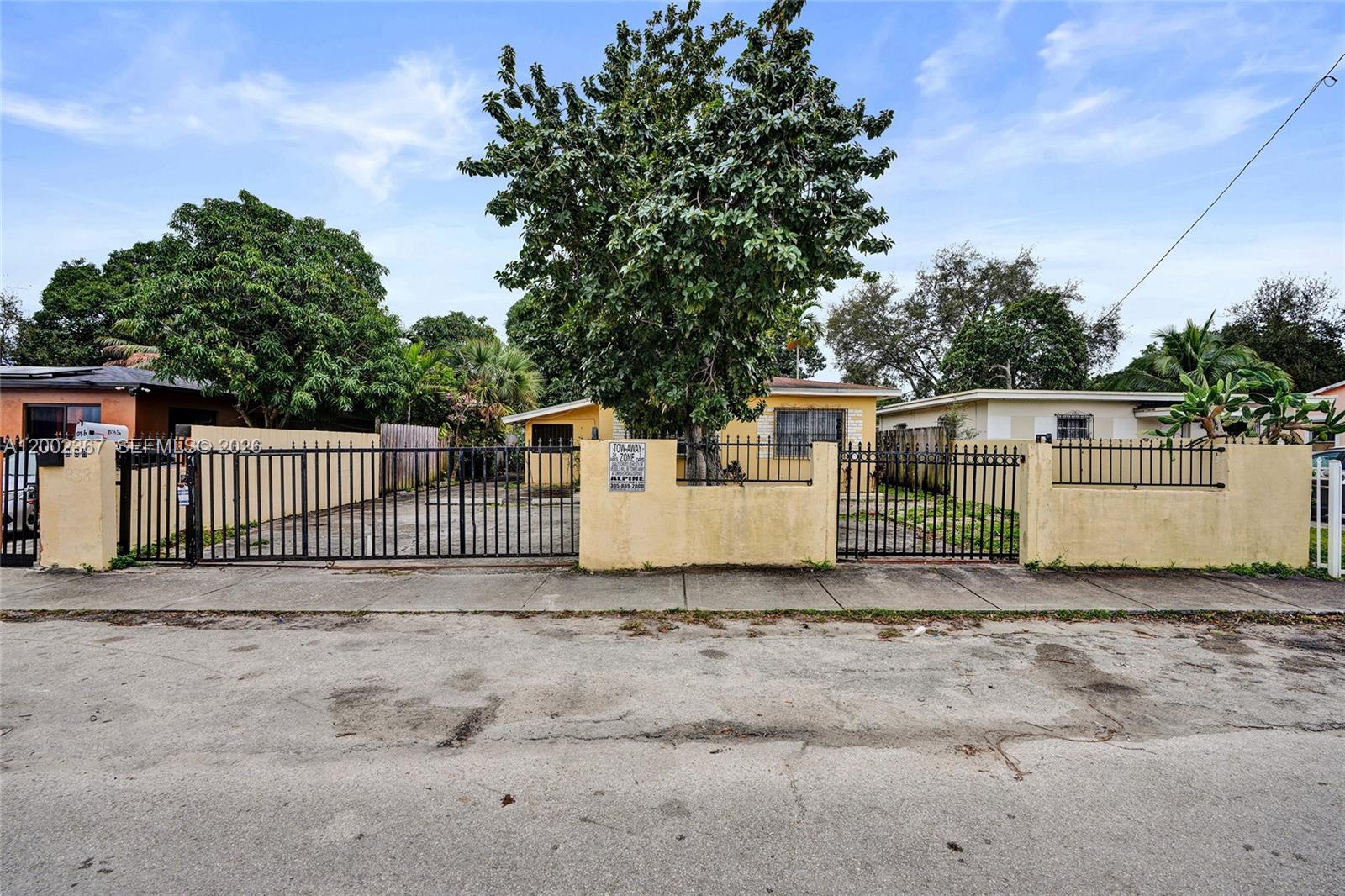 WEST BISCAYNE - Residential Income