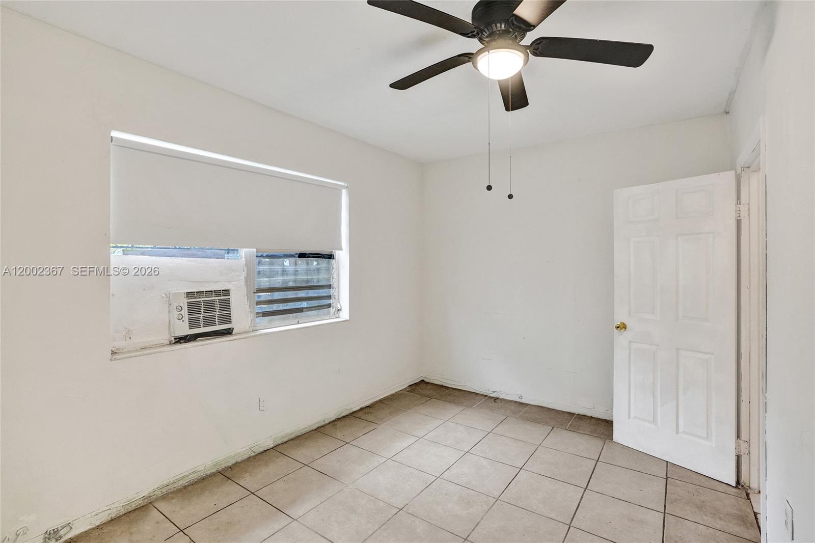 WEST BISCAYNE - Residential Income
