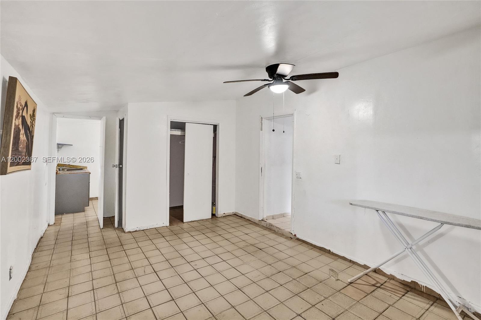 WEST BISCAYNE - Residential Income
