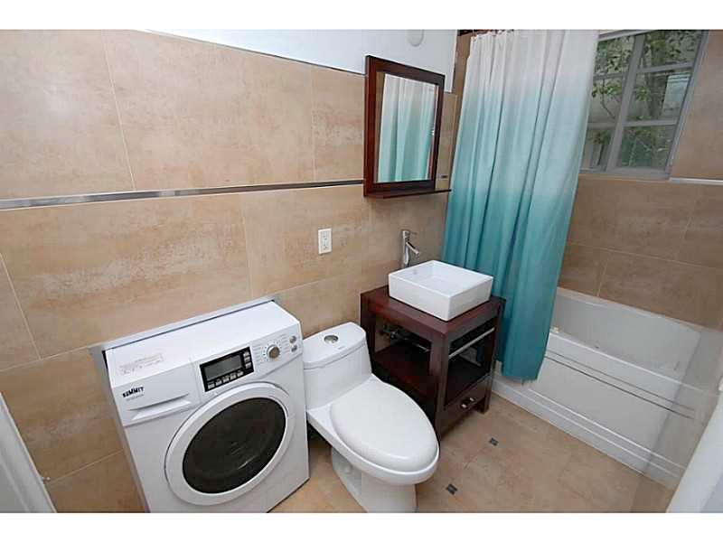 SELMA CONDO - Residential Lease