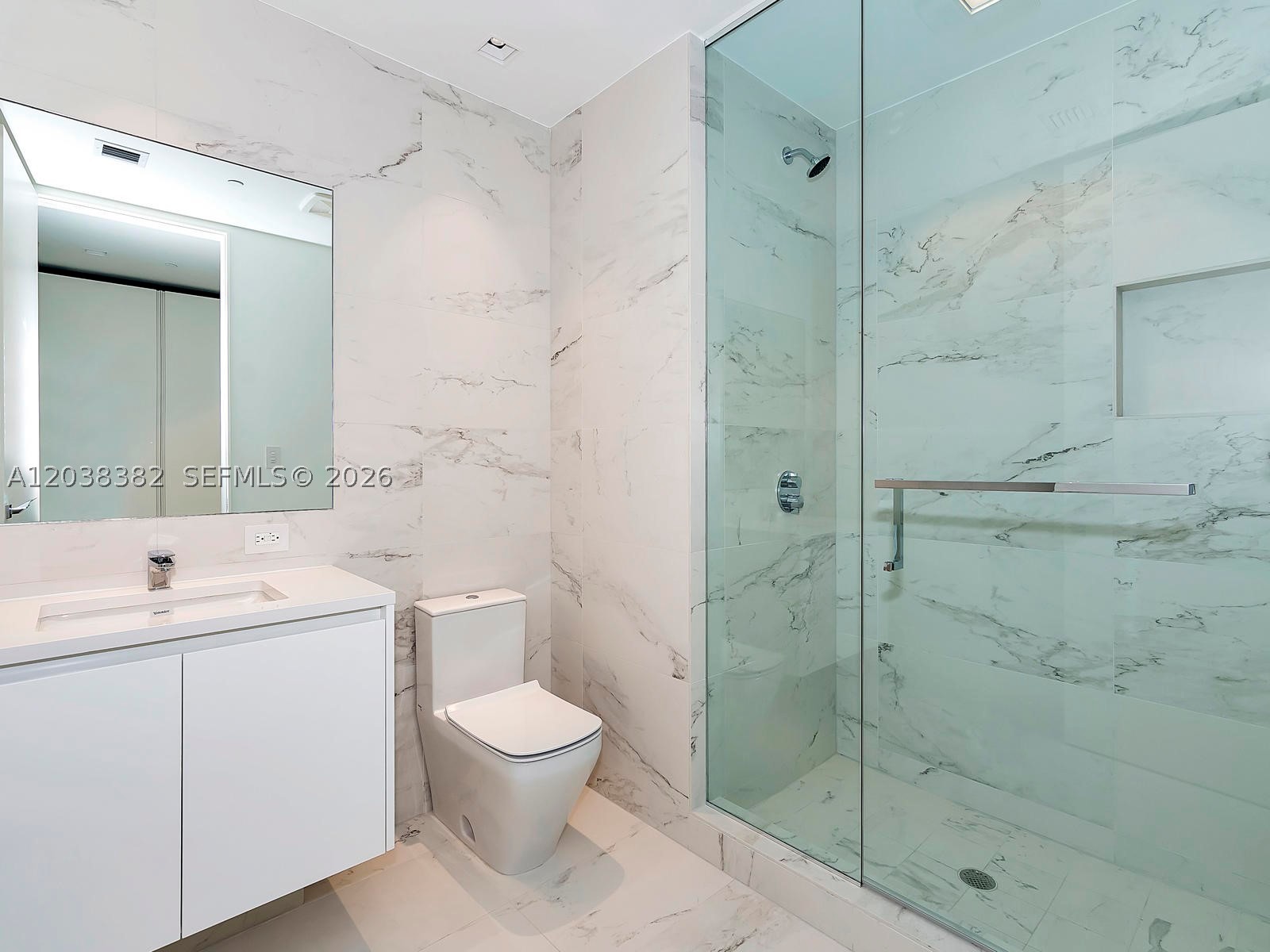 ONE THOUSAND MUSEUM CONDO - Residential Lease