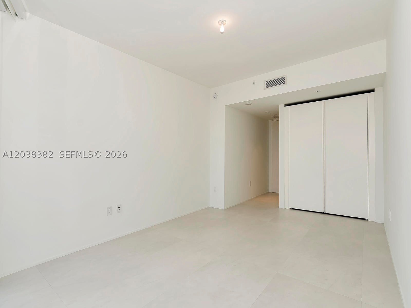 ONE THOUSAND MUSEUM CONDO - Residential Lease
