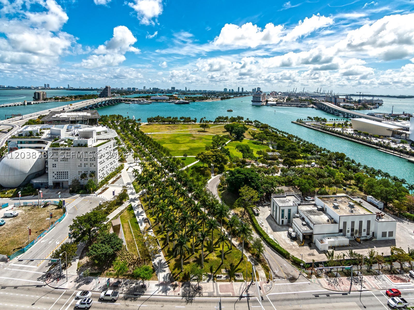ONE THOUSAND MUSEUM CONDO - Residential Lease
