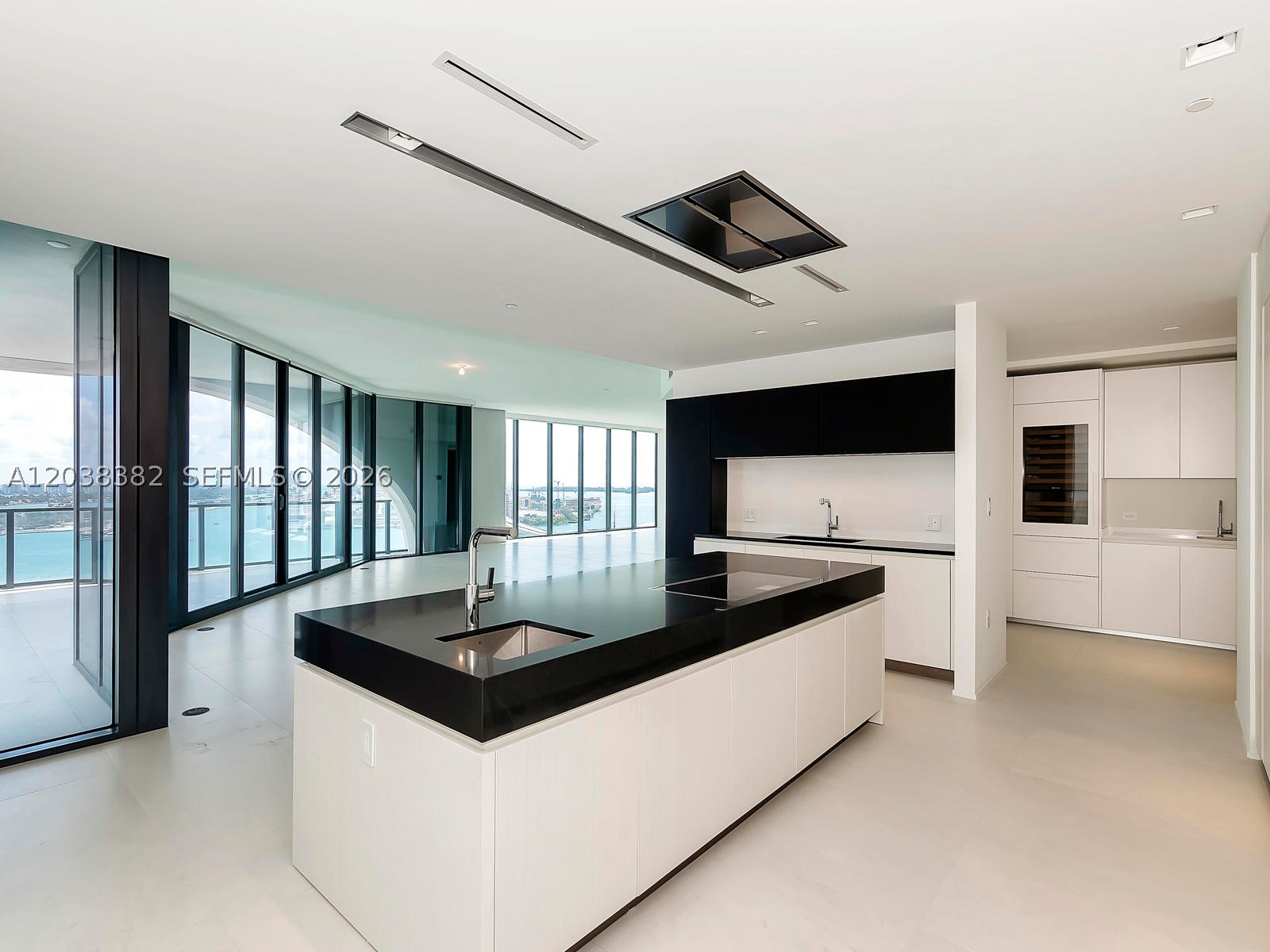 ONE THOUSAND MUSEUM CONDO - Residential Lease
