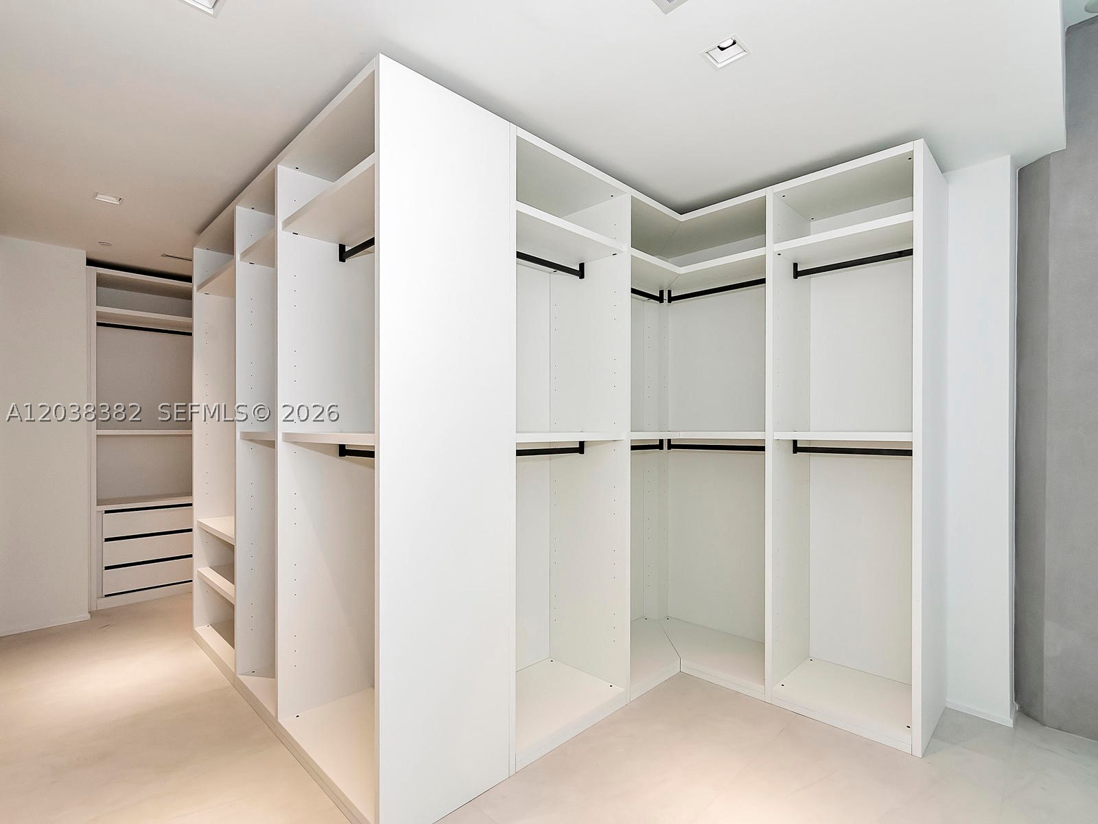 ONE THOUSAND MUSEUM CONDO - Residential Lease
