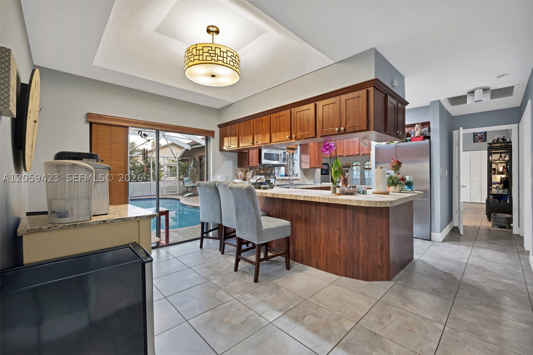 PINE RIDGE - Residential