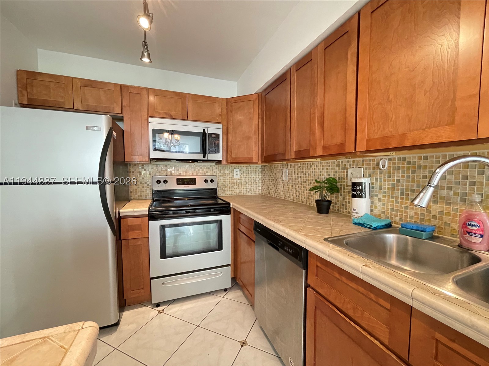 DESOTO PARK CONDO - Residential