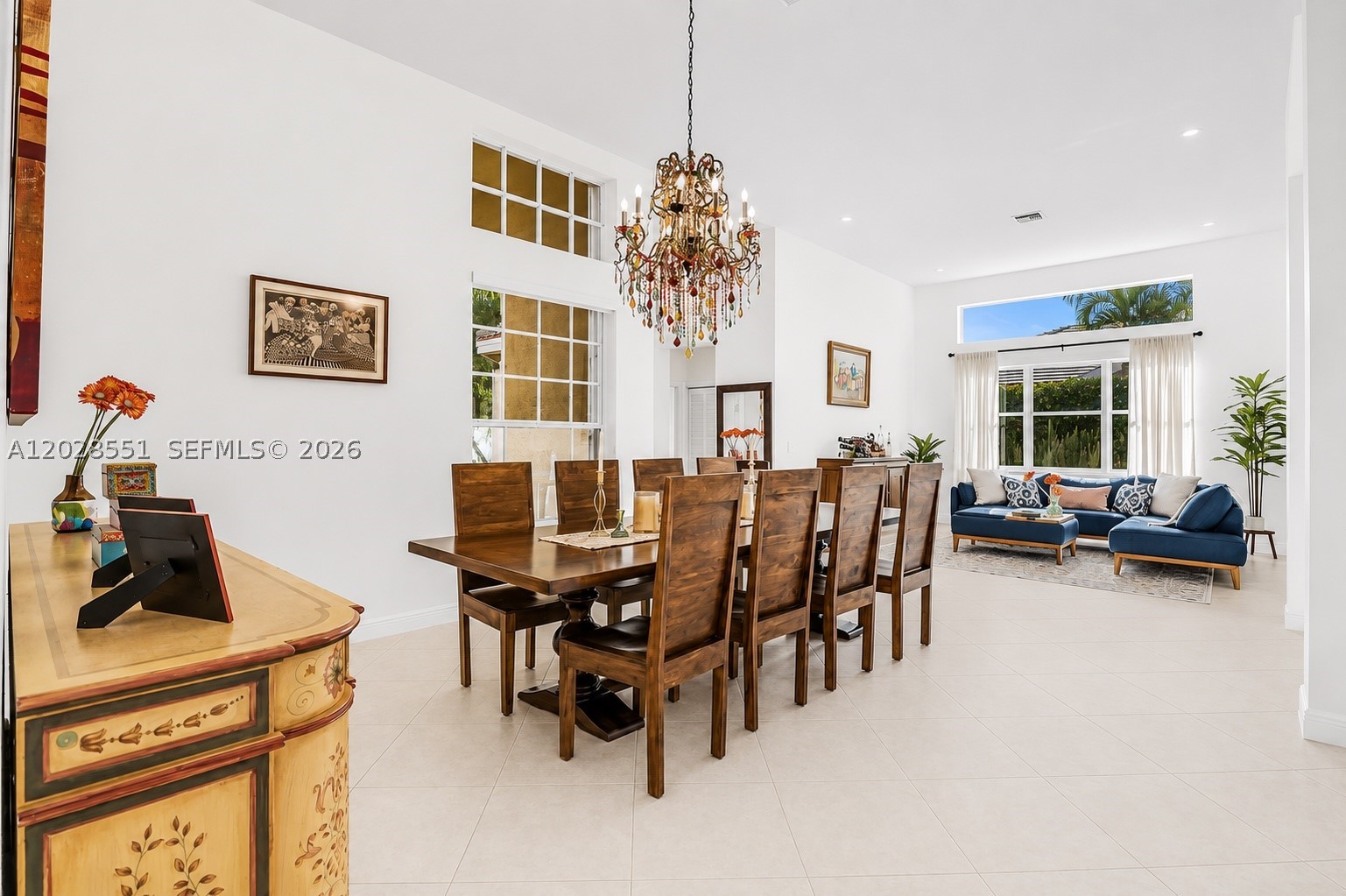 SUNSET LAKES - Residential