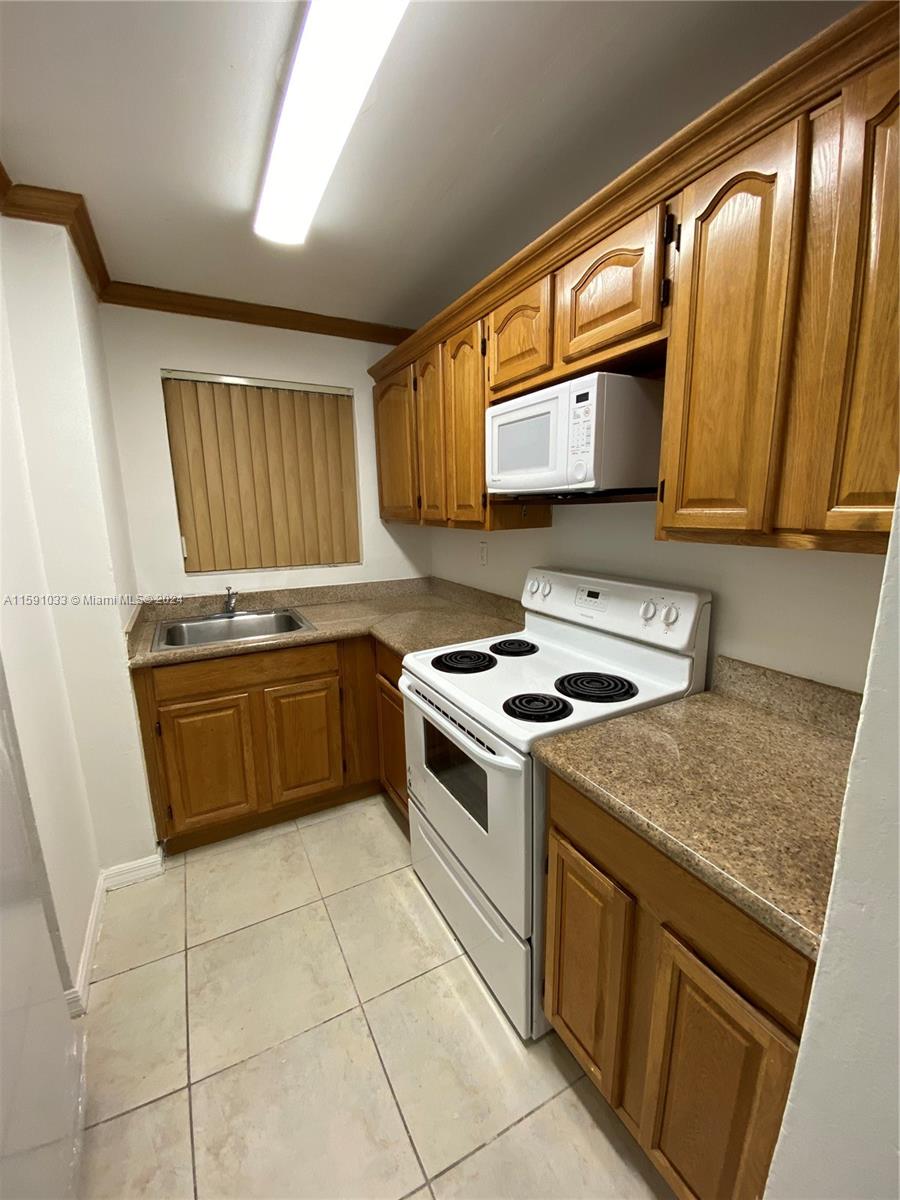 ROYAL PALM 47 CONDO - Residential Lease